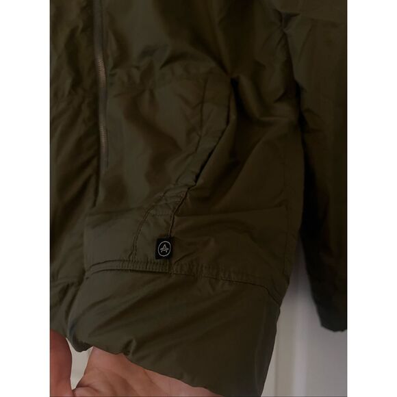 AETHER Lightweight Hooded Jacket – Olive/Maroon - Picture 2 of 16